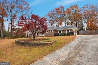 747 John Alden Rd, Stone Mountain, GA 30083 - photo 2