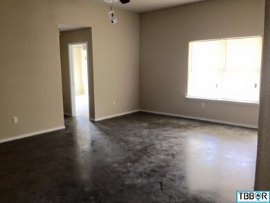 304 Trey, Troy, TX 76579 - photo 2