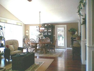 8193 E North Rd, Syracuse, IN 46567 - photo 6