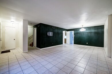 10374 Longmont Dr unit 51, Houston, TX 77042 - photo 6