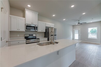 1700 SW Casuarina Dr unit 1, Bentonville, AR 72712 - photo 7