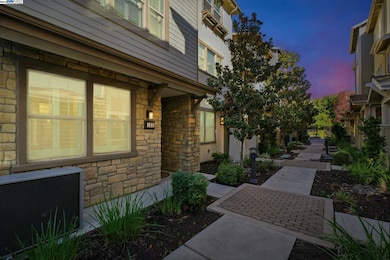 155 Branta Common, Fremont, CA 94538 - photo 2