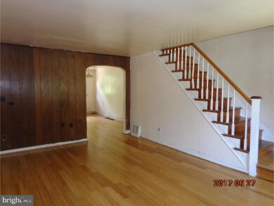 1033 S Lynbrook Rd, Darby, PA 19023 - photo 2