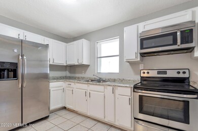 5433 Green Forest Dr, Jacksonville, FL 32244 - photo 3