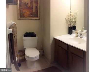 606 N 31st St, Camden, NJ 08105 - photo 4