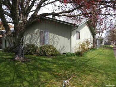 825 Walnut St SW, Albany, OR 97321 - photo 4