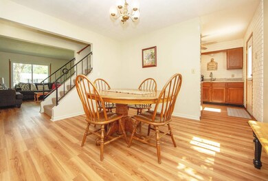 1124 Oleson Rd, Waterloo, IA 50702 - photo 5