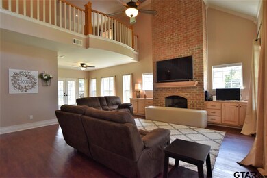 215 Cambridge Rd, Tyler, TX 75703 - photo 2