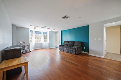 1303 Carriage Ln unit 1303, Taunton, MA 02780 - photo 3