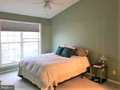 1819 Kenwood Ave unit 304, Alexandria, VA 22302 - photo 5