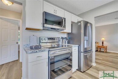 New Kitchen Cabinets and Stainless Appliances