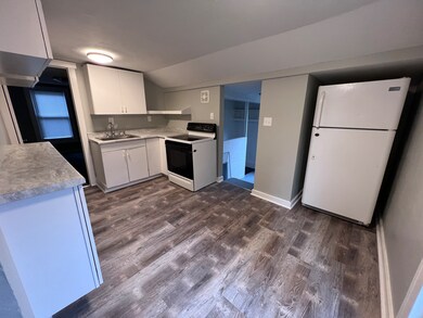 726 W 6th St, Anderson, IN 46016 - photo 6