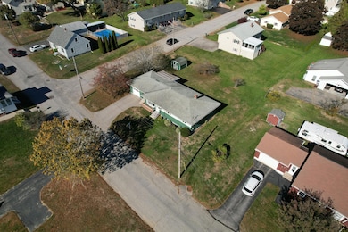 10 Nash St, Lewiston, ME 04240 - photo 5