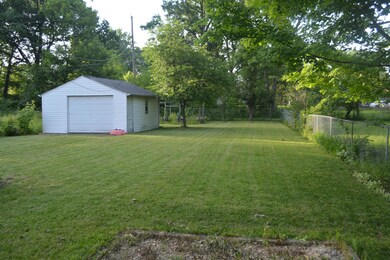 1254 Acton Rd, Columbus, OH 43224 - photo 2