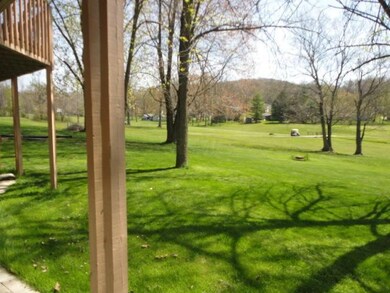 Forest Hills 980 - Rear view