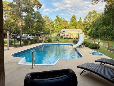 178 Robin Hood Rd, Dry Prong, LA 71423 - photo 2