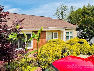 544 N Center St, Statesville, NC 28677 - photo 5