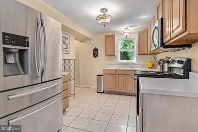 208 Love Point Ave, Stevensville, MD 21666 - photo 7