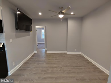 401 Montgomery St unit 5, Laurel, MD 20707 - photo 3