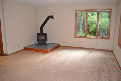 W1289 Mortensen Rd, Brooklyn, WI 53521 - photo 7