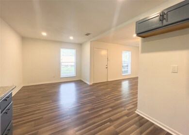 6355 French Chateau Dr, Houston, TX 77088 - photo 6