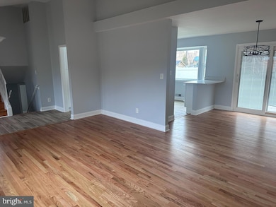 11514 Yates St, Silver Spring, MD 20902 - photo 3