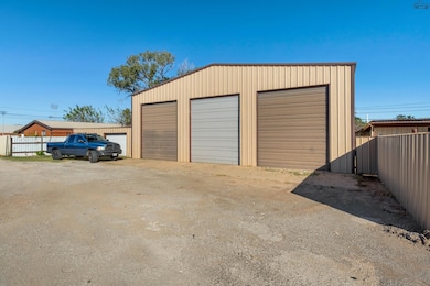 3105 Windthorst Rd, Wichita Falls, TX 76310 - photo 2