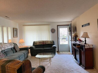 734 Brookside Cir, Rogue River, OR 97537 - photo 3