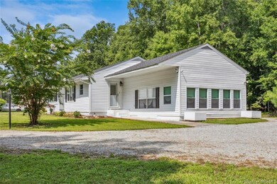 400 Ogden St, West Point, VA 23181 - photo 3