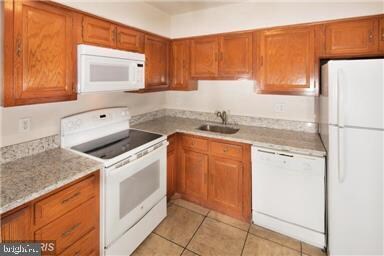 2951 Waterford Ct, Vienna, VA 22181 - photo 7