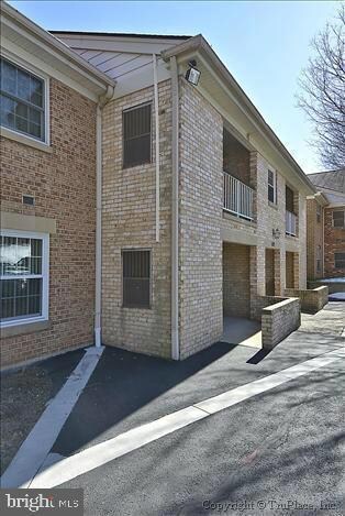 5821 Cove Landing Rd unit 304, Burke, VA 22015 - photo 3