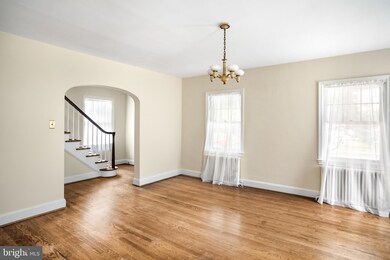 211 Blue Ridge Ave, Front Royal, VA 22630 - photo 5