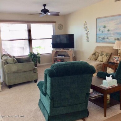 large living area with vaulted ceilings