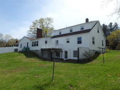 32 Packers Falls Rd, Newmarket, NH 03857 - photo 2