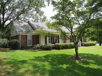 5467 Collingwood Cove, Memphis, TN 38120 - photo 2