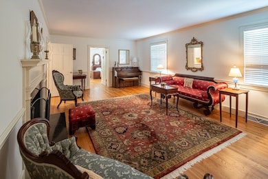 GREAT ROOM