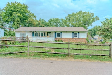 717 Birchbrook Dr, Knoxville, TN 37918 - photo 2