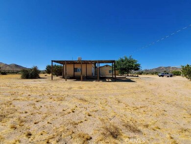 8423 Paradise View Rd, Yucca Valley, CA 92284 - photo 3