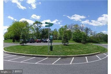 241 Scarboro Dr, Bunker Hill, WV 25413 - photo 3