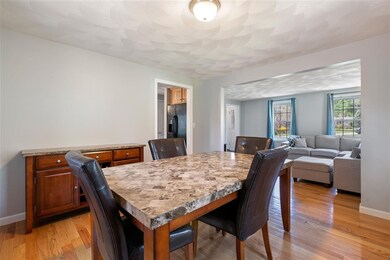 8 Wilshire Ln, Pelham, NH 03076 - photo 5