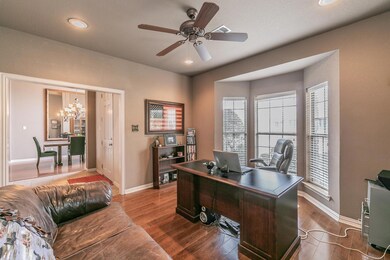 633 Trails End Ct, Hurst, TX 76054 - photo 6