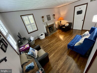 6211 Kaybro St, Laurel, MD 20707 - photo 6