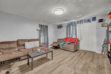 1113 E Stewart Cir, Wilmington, NC 28405 - photo 4