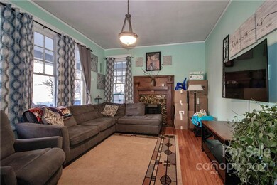 202 S Oak St, Statesville, NC 28677 - photo 5