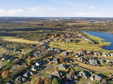 8306 N 101st East Ave, Owasso, OK 74055 - photo 5