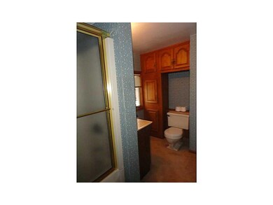 Bathroom-L2.
