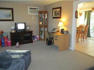 227 Riverdale Ave, Manchester, NH 03103 - photo 7