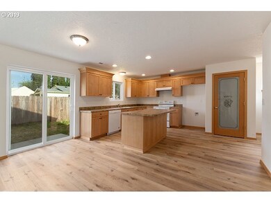 434 N Bridge, Lafayette, OR 97127 - photo 6