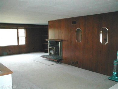 9553 Pagoda Dr, Bridgman, MI 49106 - photo 2