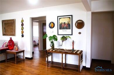 Open and airy floorplan!